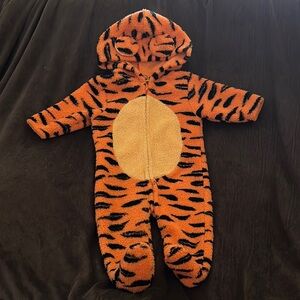 Tiger halloween onesie 6 months